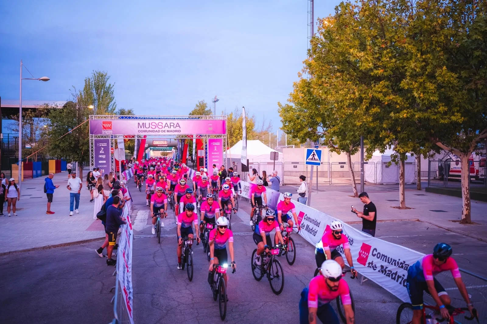 Éxito rotundo de la Mussara Comunidad de Madrid con 900 ciclistas en Villanueva de la Cañada Éxito rotundo de la Mussara Comunidad de Madrid con 900 ciclistas en Villanueva de la Cañada