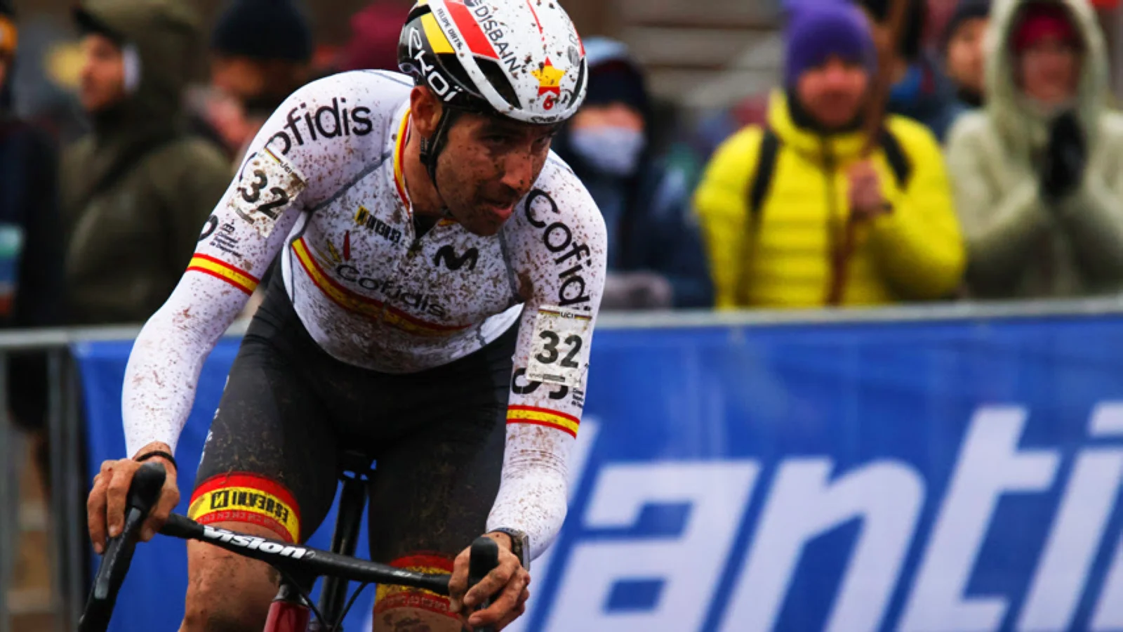 Felipe Orts brilla y se mete en el TOP TEN del Mundial de Ciclocross de Tabor