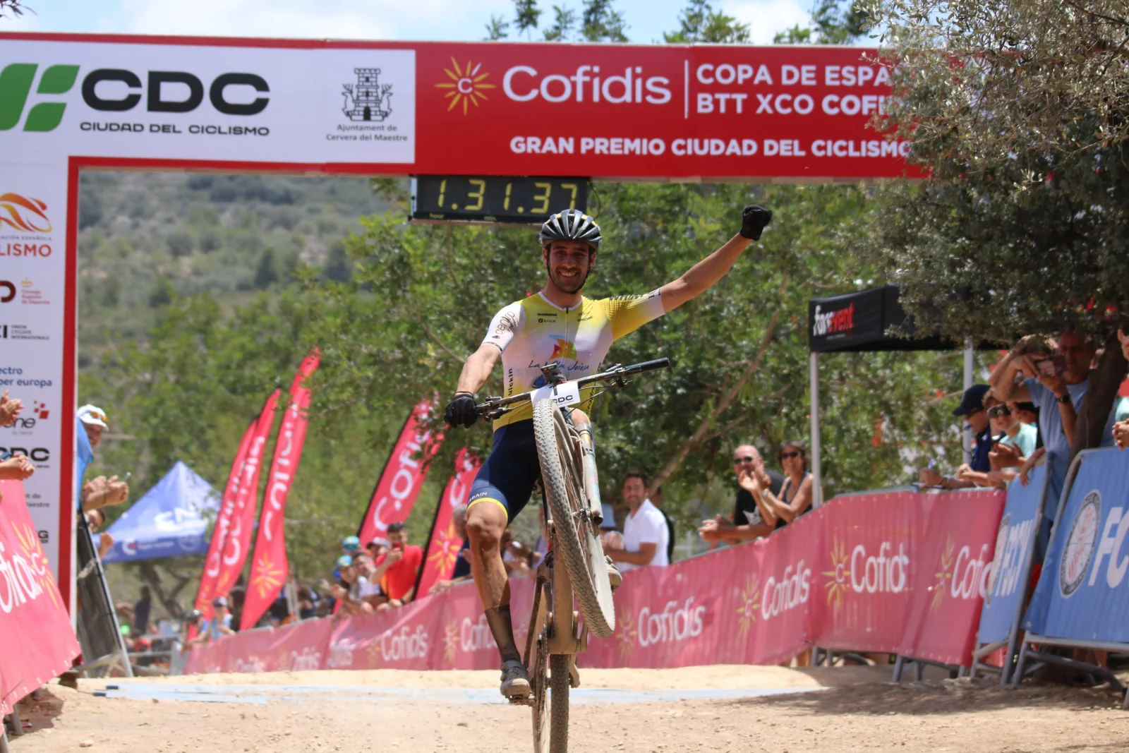 Felipe Orts y Estíbaliz Sagardoy campeones de la Copa de España de MTB XCO 2024