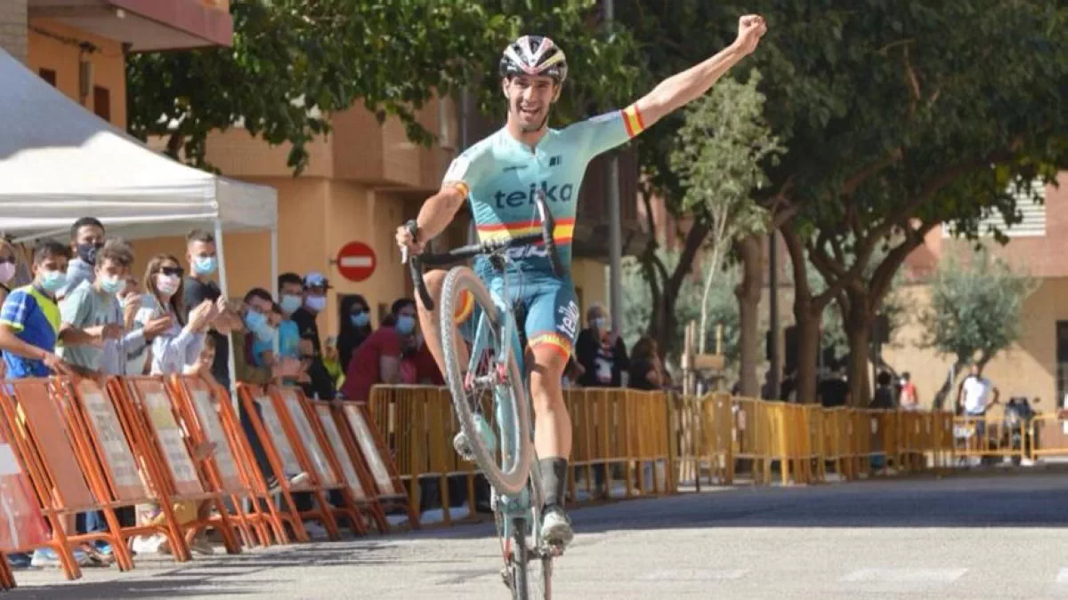 Felipe Orts y Lucía González comienzan ganando en la Copa de España de CX