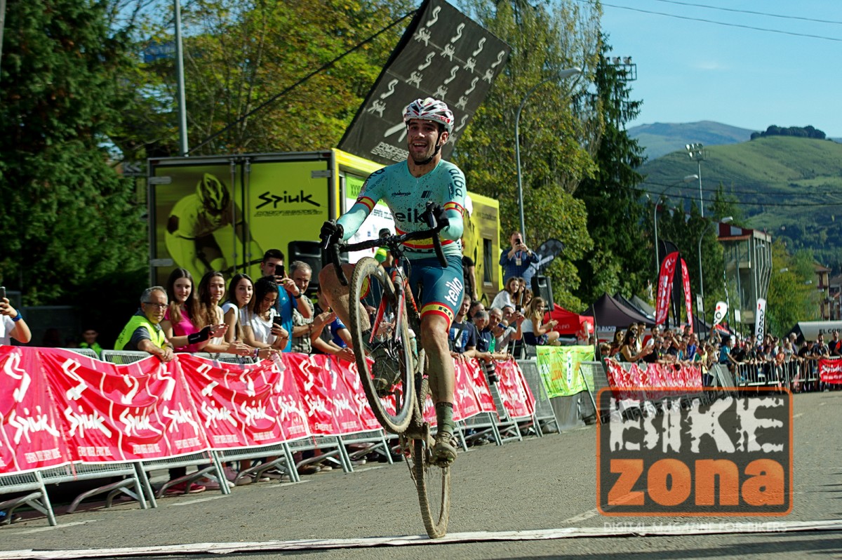 Felipe Orts y Lucía González comienzan ganando en la Copa de España