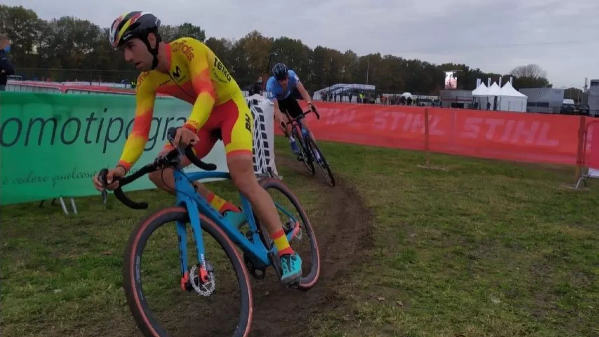 Felipe Orts se pelea con la elite y finaliza séptimo en el Europeo de Ciclocross 2020