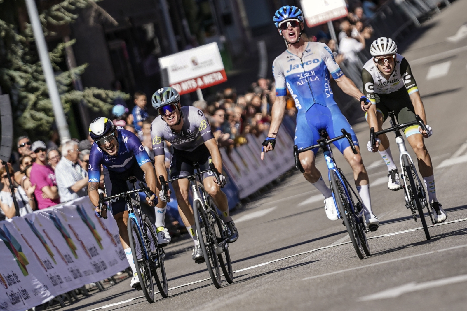 Felix Engelhardt gana al sprint en la Vuelta a Castilla y León