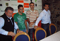 Euskatel sigue reforzándose de cara a la temporada 2007