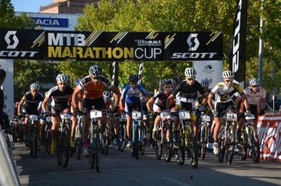 Francesc Guerra y Sandra Jordá ganadores finales del Scott Marathon