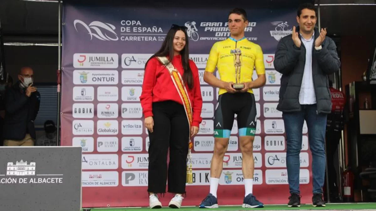 Francisco Muñoz se hace con la victoria en el G. P. Ciclista Primavera