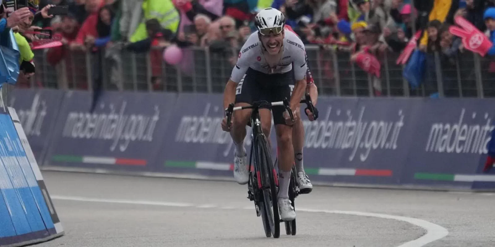 Giro de Italia: Joao Almeida gana en Monte Bondone y Geraint Thomas recupera la maglia rosa