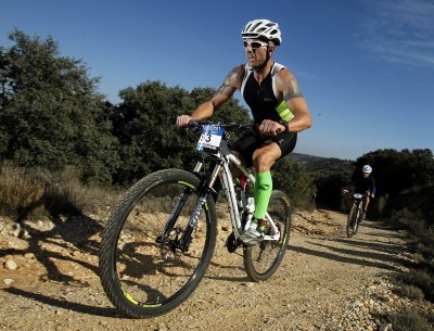 Gran debut de Los Santos en Du Cross Series