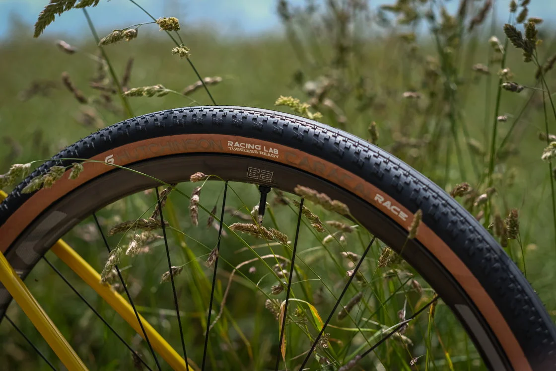 Hutchinson presenta los neumáticos tubeless Caracal Race y Challenger 