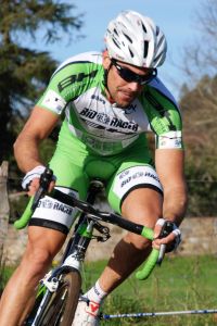 Isaac Suárez se corona campeón de Cantabria 