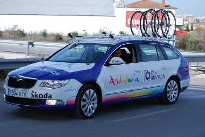 El Andalucía Caja Granada arranca como equipo profesional