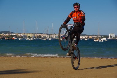 Inscríbete ya en la Vuelta a Ibiza 2014 y aprovecha las ofertas