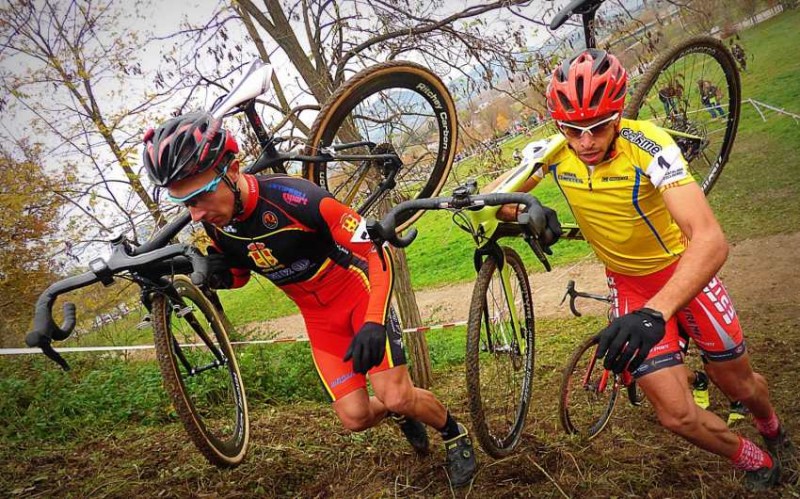 Isaac Simon y Anna Villar campeones de Cataluña de ciclocross