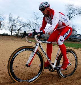 Isaac Suarez correrá en Burgos e Ispaster