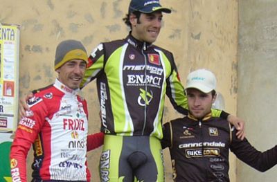 Isidoro Pérez ( BikeZona Cannondale ) vuelve al podio