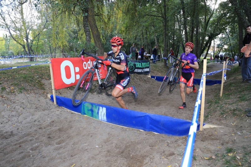 Isma Esteban y Aida Nuño ganan en Medina de Pomar