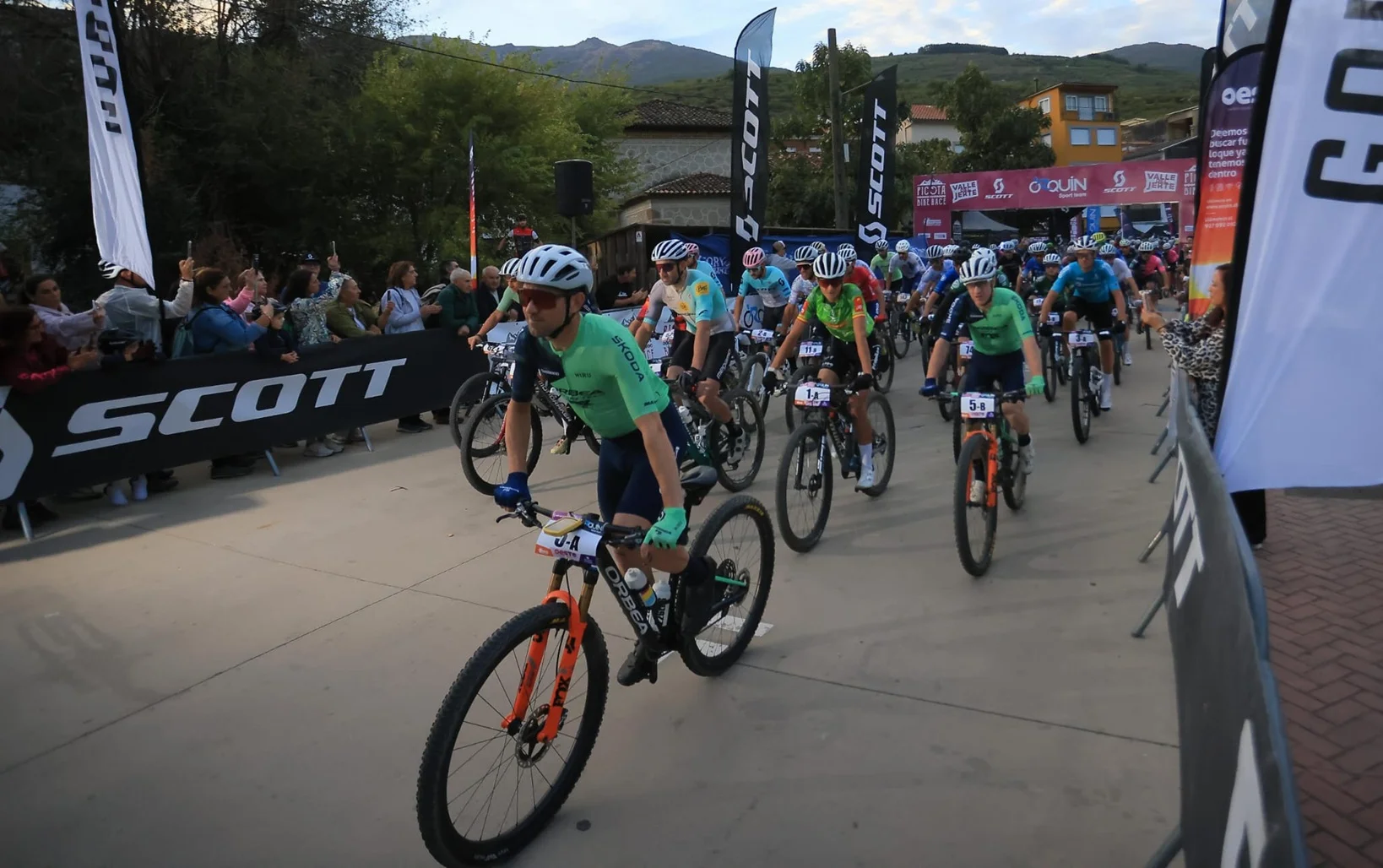 José Dias y Natalia Fischer se Proclaman Vencedores Absolutos de la IX Picota Bike Race Scott by Orquín 2025