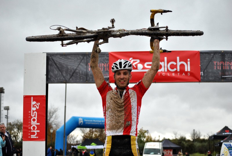 José María Cristóbal domina el XIII Ciclocross de Coslada 