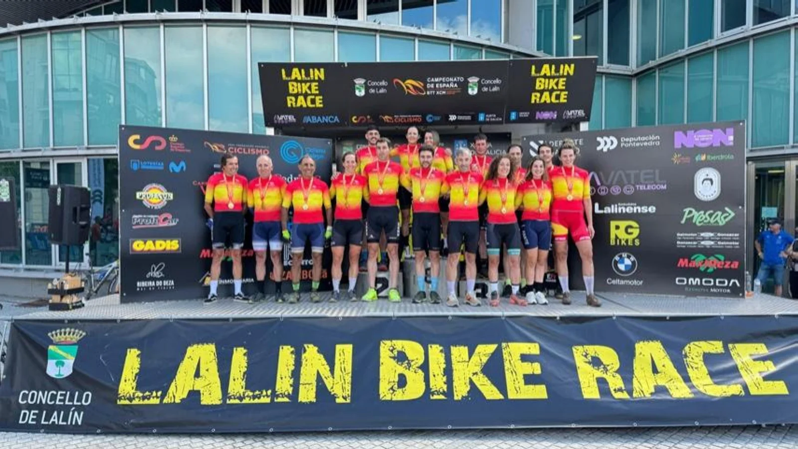 José María Sánchez y Tessa Kortekaas se proclaman campeones de España de MTB XC Maratón en Lalín