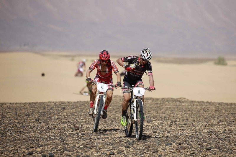 Josep Betalú vuela y es el nuevo líder de la Titan Desert 2016