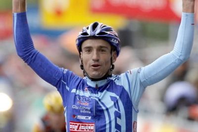 El equipo Caisse d’ Epargne Ficha a Juan José Cobo El equipo Caisse d’ Epargne Ficha a Juan José Cobo