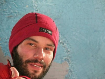 Juan Menéndez Granados aterriza hoy en España