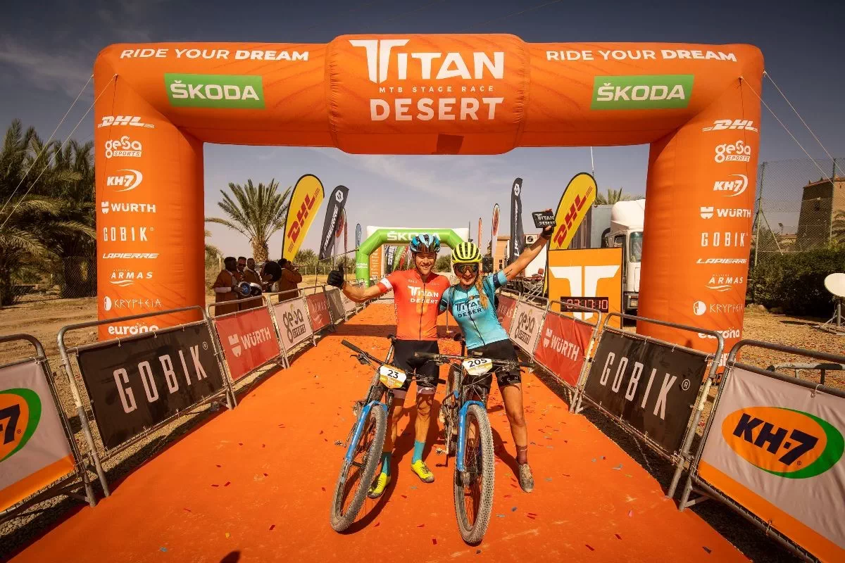 Kenny Looser y Ariadna Ródenas: campeones de la Titan Desert 2021