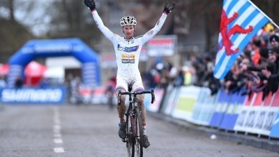 Kevin Pauwels demuestra su fortaleza en Namur