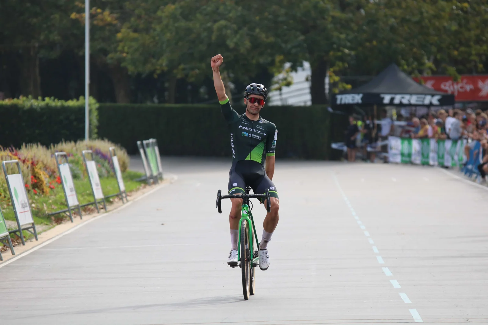 Kevin Suárez y Laura Verdonschot primeros líderes de la Copa de España de ciclocross