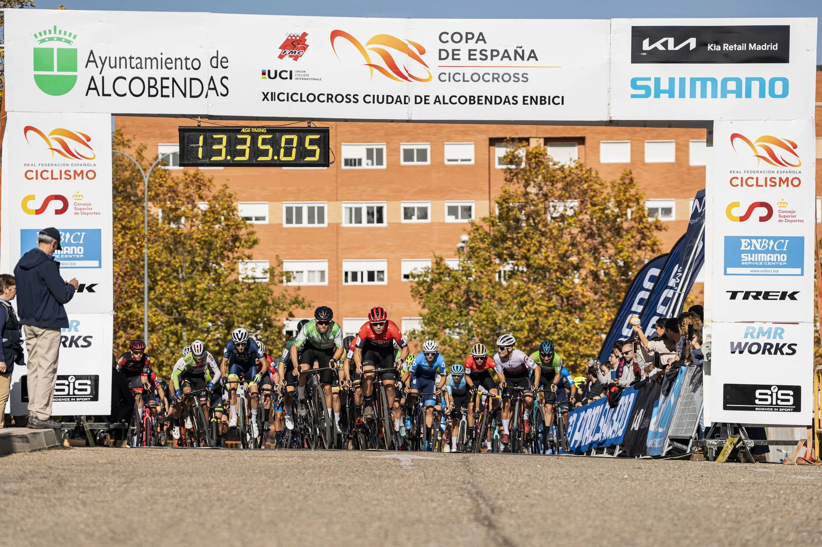 Kevin Suárez y Lucía González ganan el ciclocross de Alcobendas