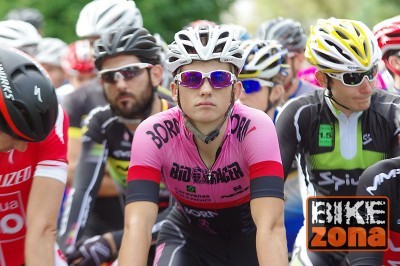 Kevin Suarez supera a Hernández en Villarcayo