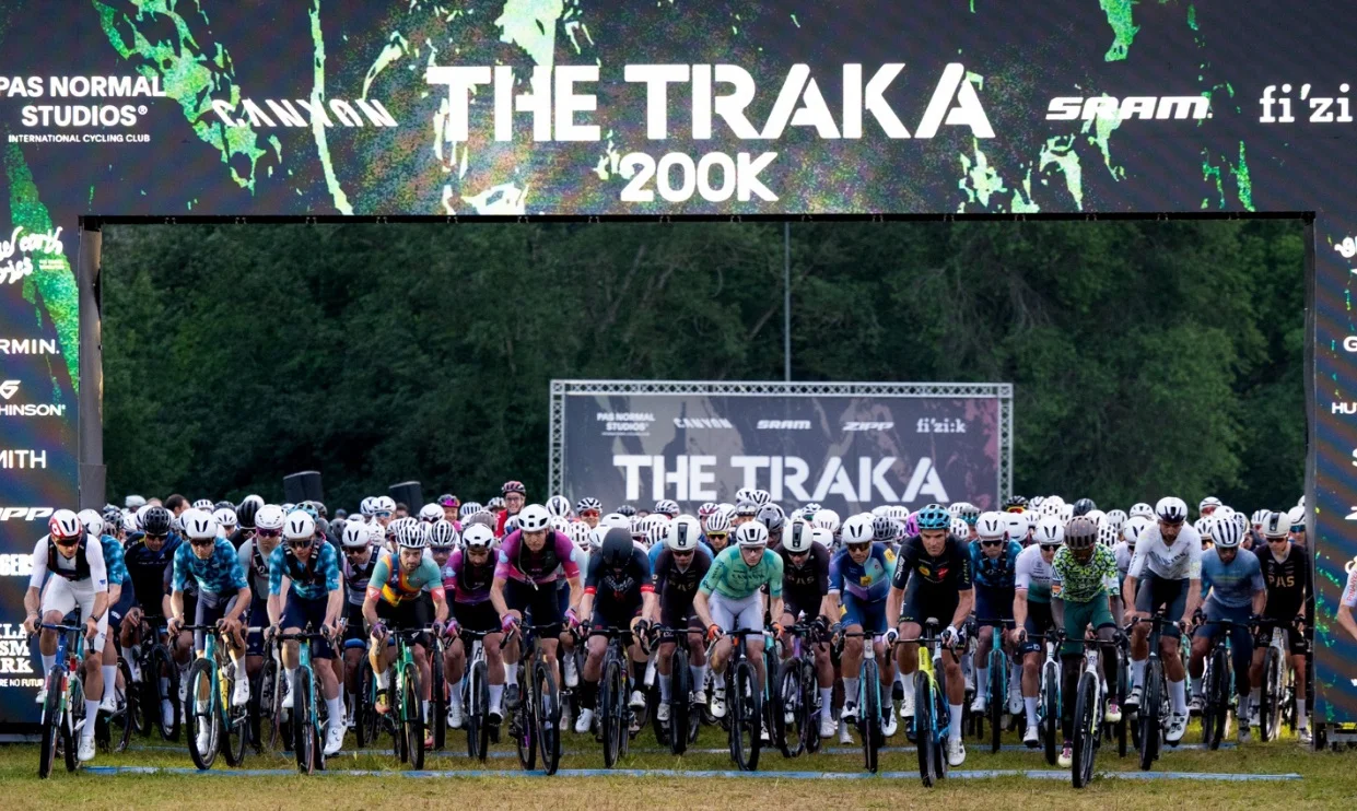 Klassmark apuesta por el soporte técnico de Muc-Off para liderar The Traka 2026 en Girona