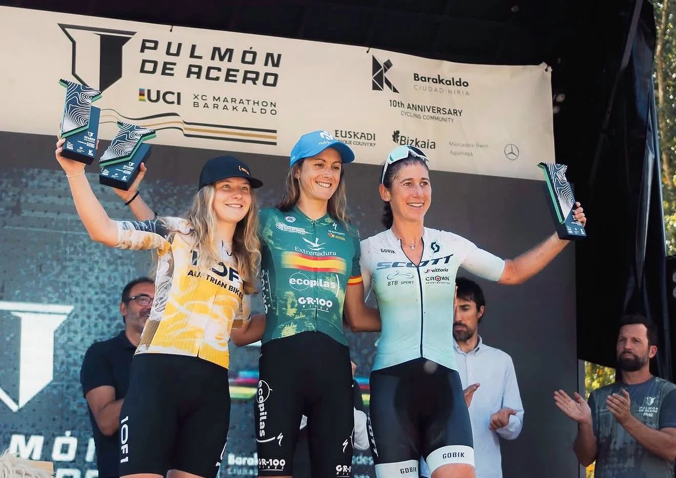 La campeona Natalia Fischer impone su ley en la Pulmón de Acero MTB