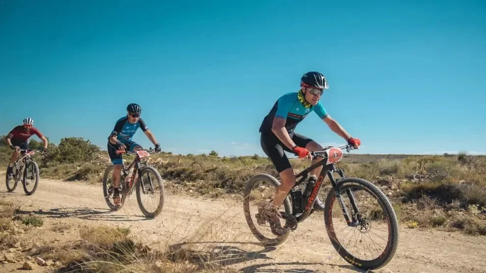 La CB Bike 2026 desata la fiebre por el gravel y la BTT con el Desafío Estepario