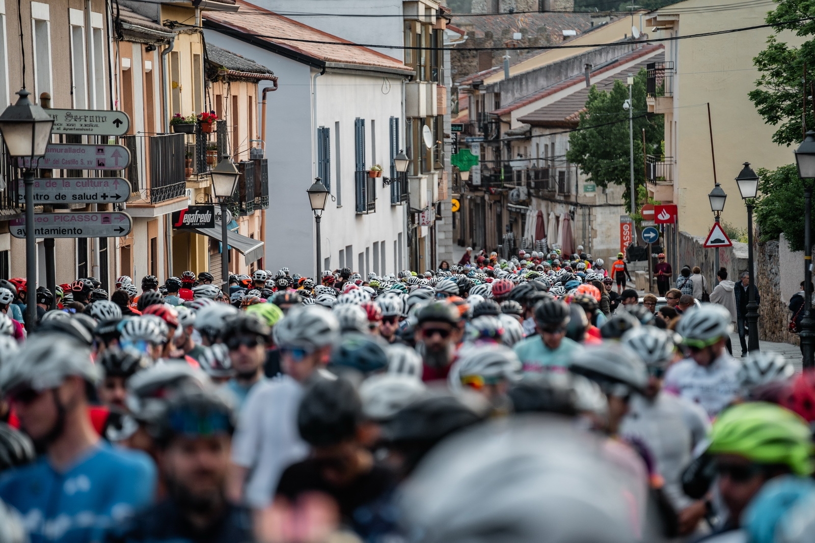 La comunidad de Madrid 7 Picos reunió a más de 1000 ciclistas