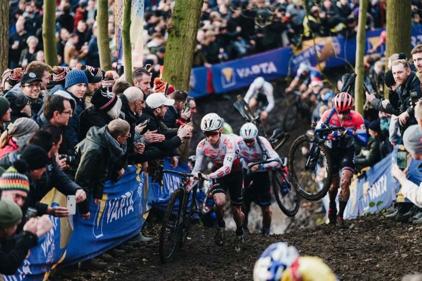 La Copa del Mundo de Ciclocross se decidirá en Benidorm este próximo domingo