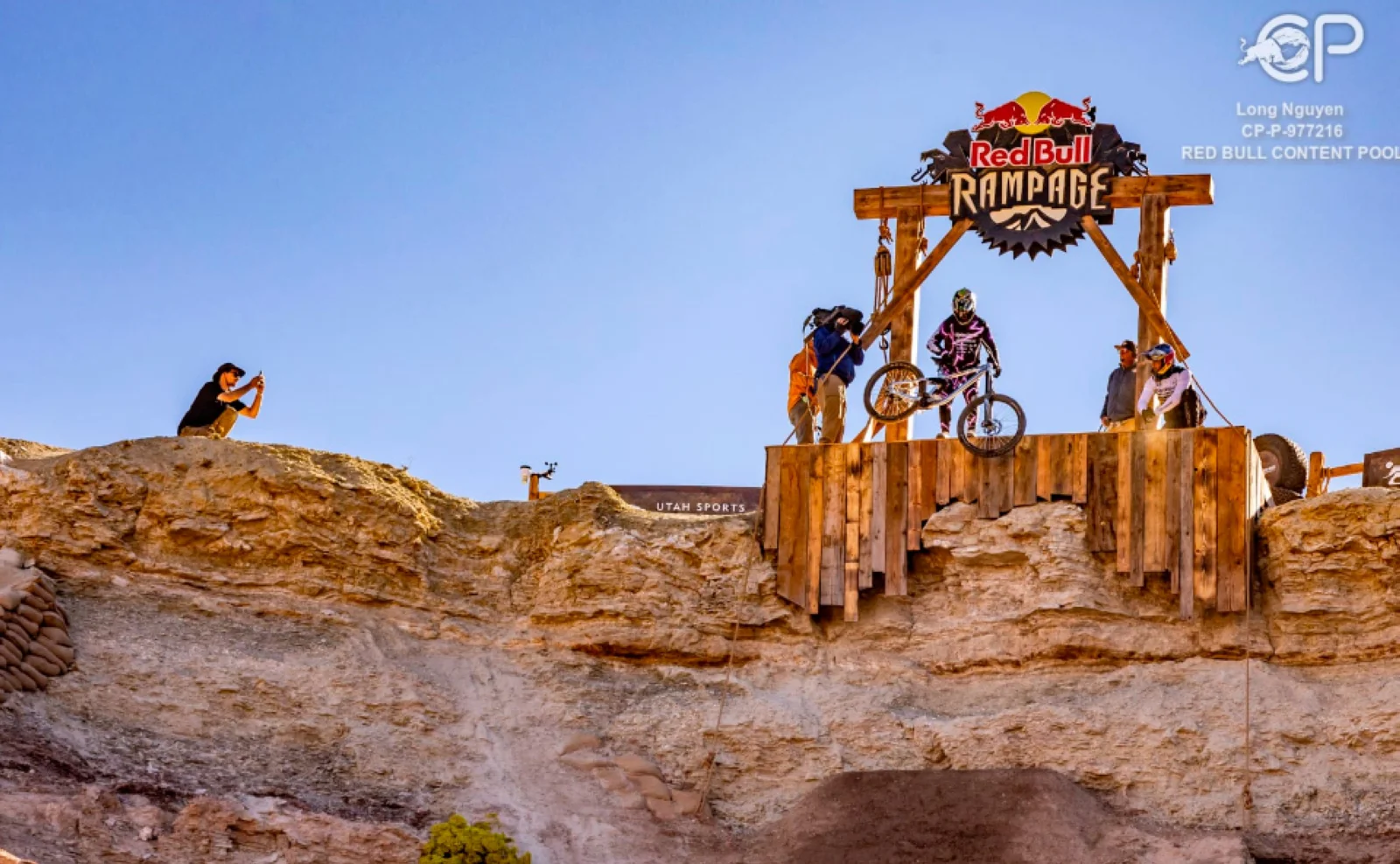 La evolución de Red Bull Rampage continúa con un evento de dos días y nueva categoría femenina