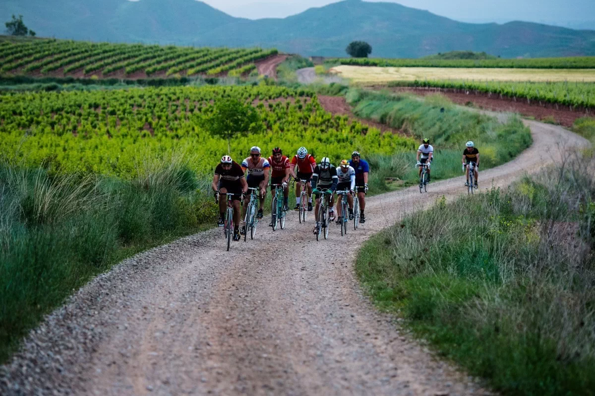 La fiesta del ciclismo clásico, Eroica Hispania perfecciona sus cuatro recorridos