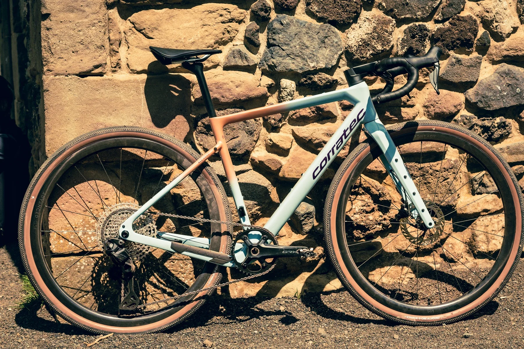 La Gama Corratec Allroad Carbon ofrece la máxima transferencia de potencia en pistas y asfalto