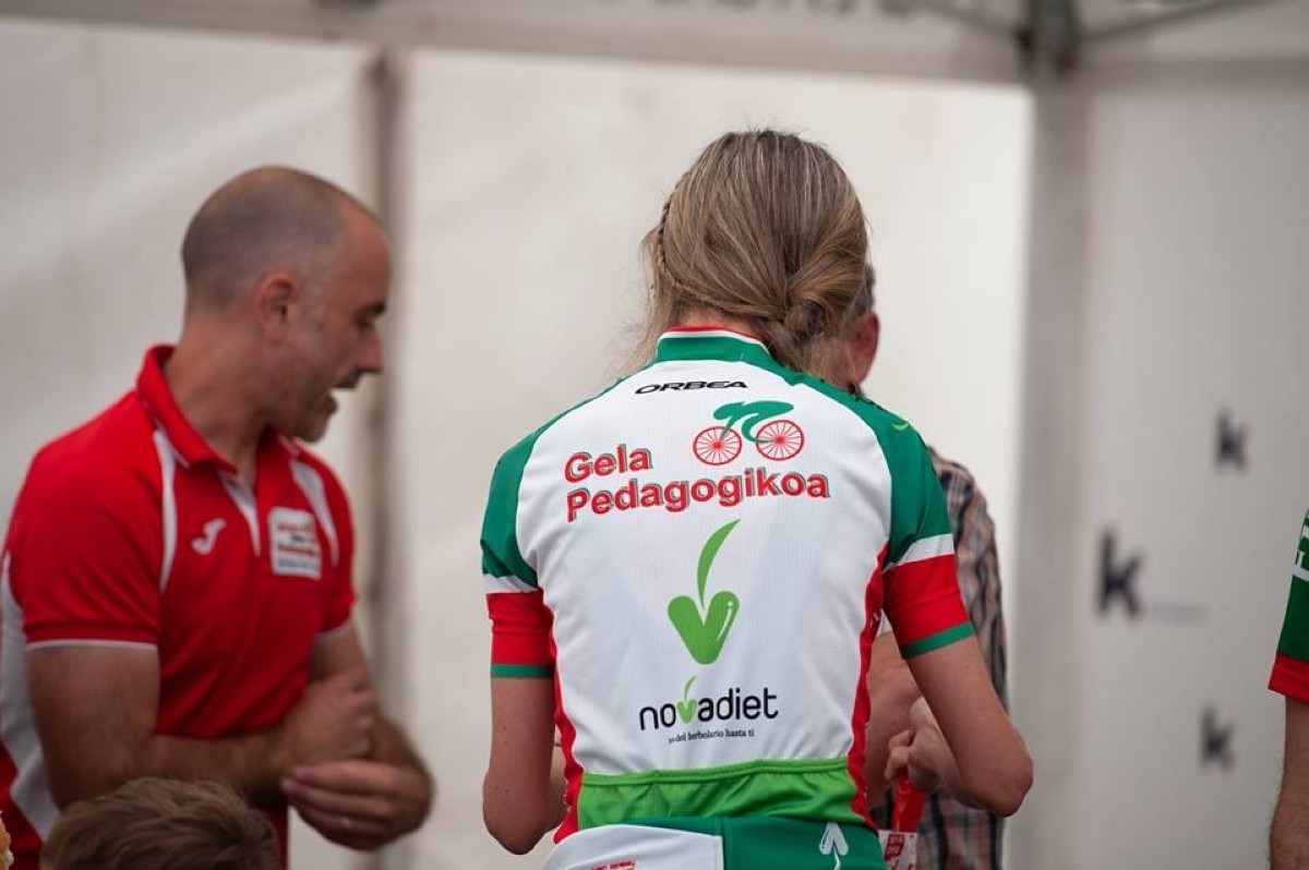 La Gela Pedagogikoa prepara un equipo ciclista femenino para impulsar la cantera