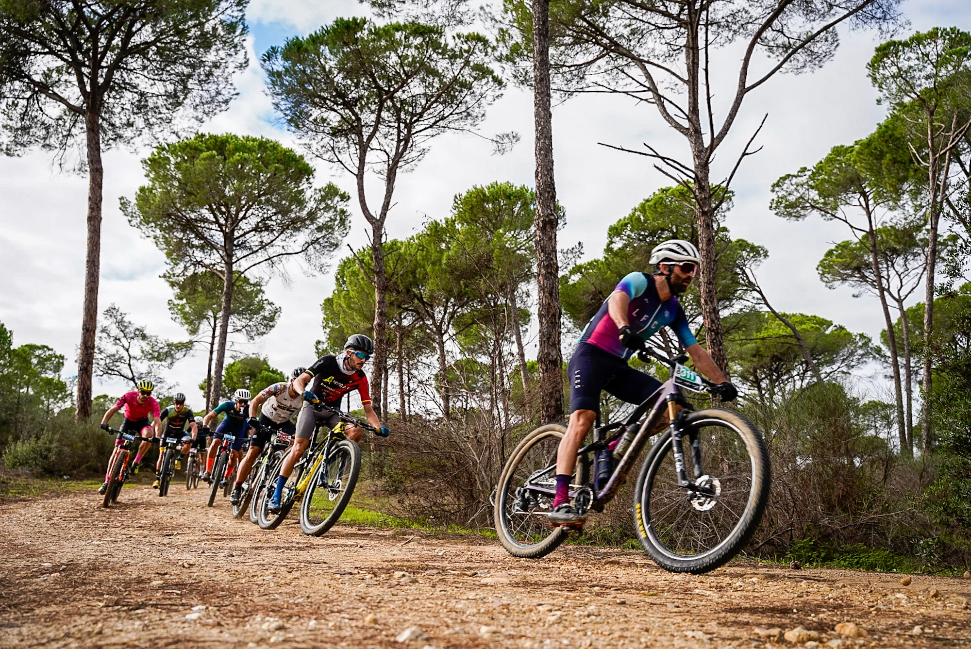 La HUEX NON STOP 2025: Uno de los mayores desafíos de ultraciclismo de montaña