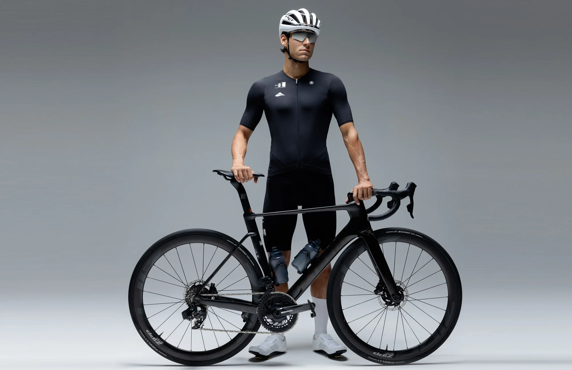 La ropa de ciclismo de origen biológico ya está aquí con el kit PaceSetter de PISSEI y BRUGNOLI