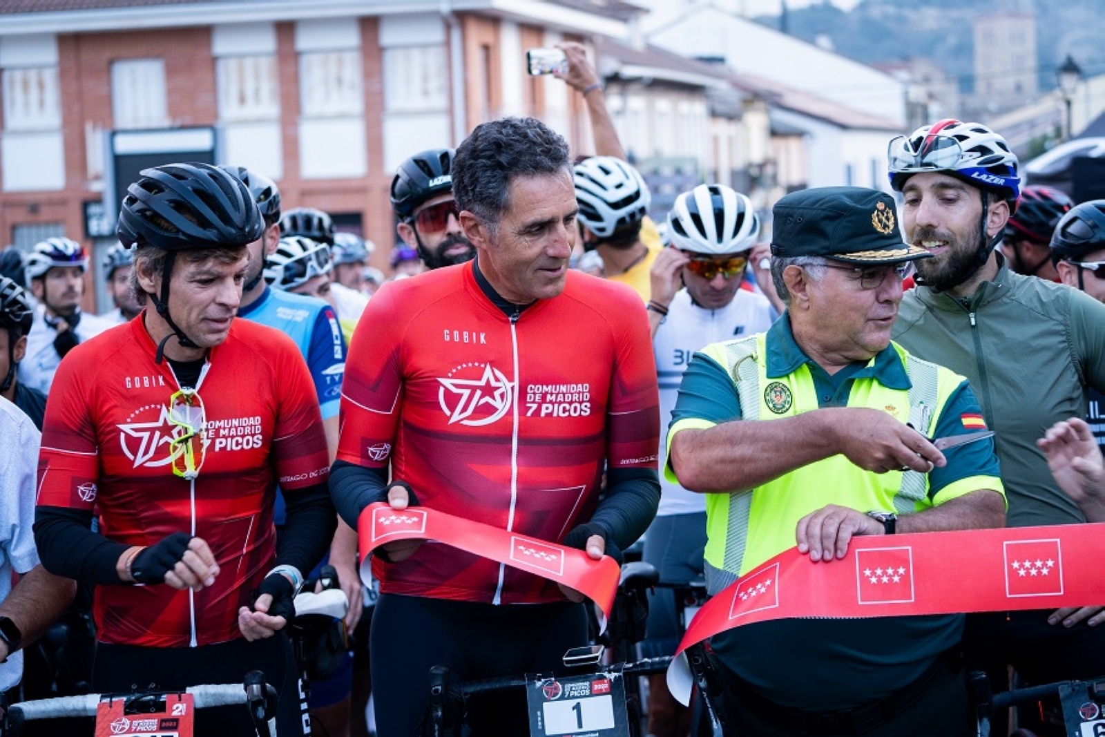 La segunda edición de la Madrid 7 Picos se celebró con éxito y récord de participantes