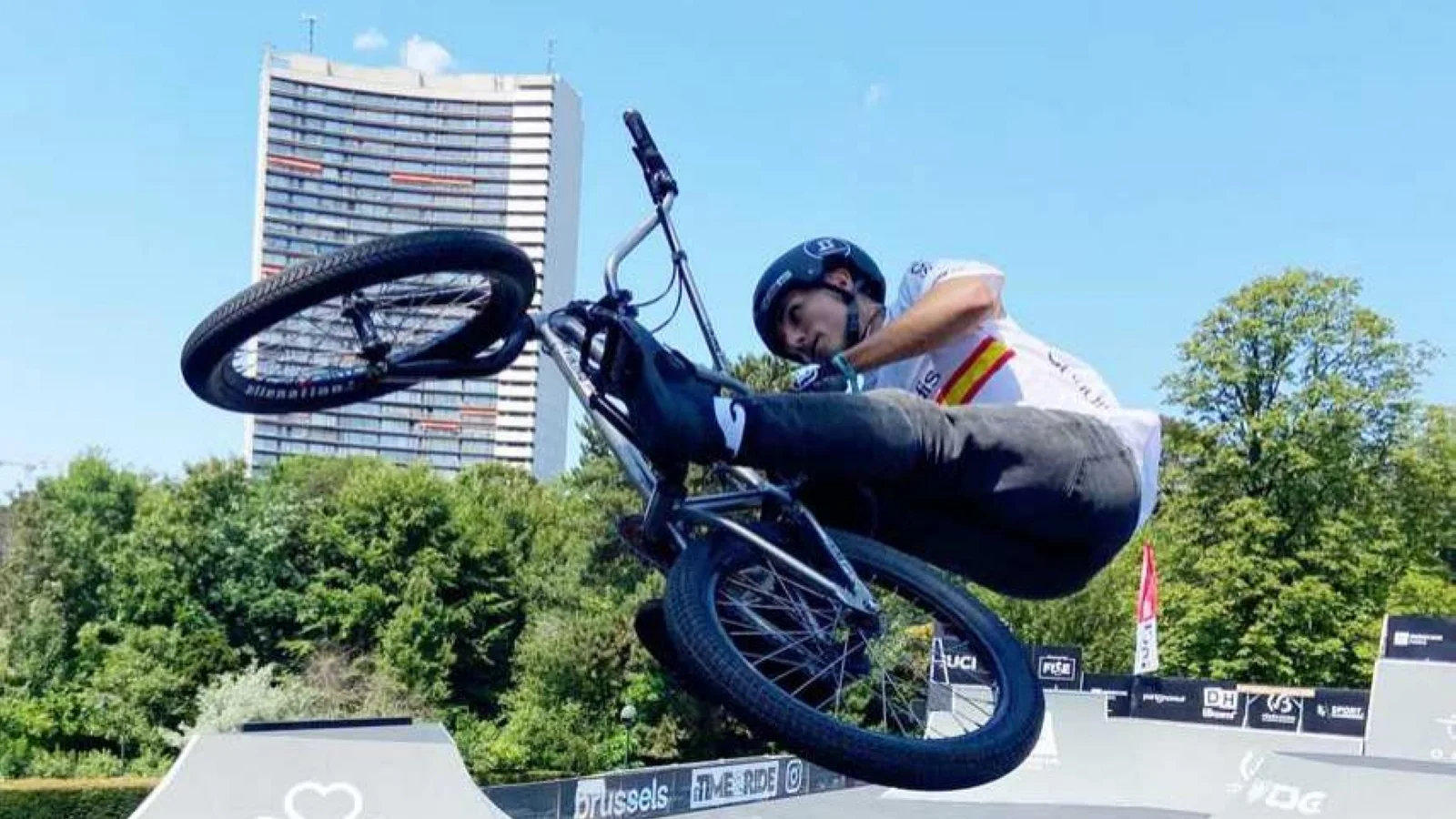 La Selección Española de BMX Freestyle Park trabaja con sus riders de futuro en Corby