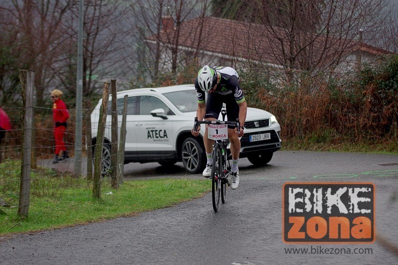 La subida a Santa Águeda, una fiesta del ciclismo