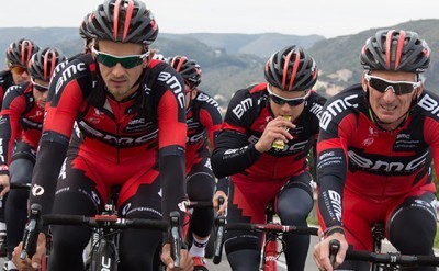 La Vuelta: BMC Team gana la crono de Puerto Banús