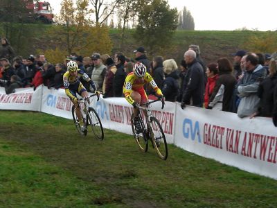 Larrinaga termina el 34 en Niel