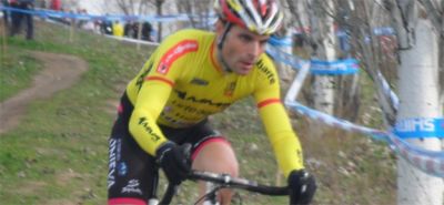 Larrinaga completa su aprendizaje en Kalmthout