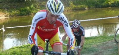 Larrinaga preparado para debutar en Karrantza y Muskiz 