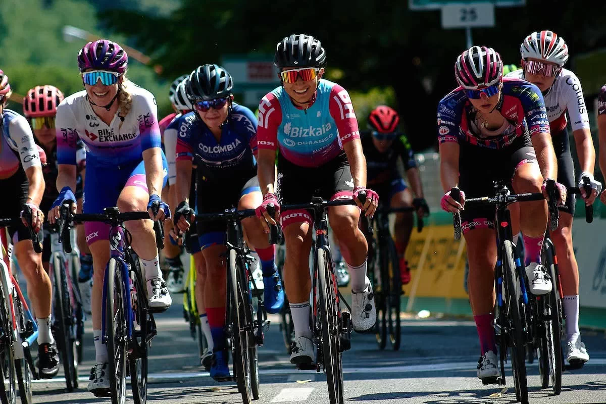 Las corredoras del Bizkaia-Durango, preparadas para el reto de la Challenge by La Vuelta más larga